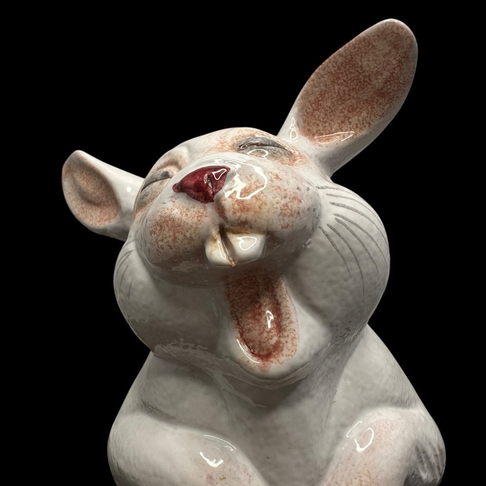 SOLD - Vintage Italy Terra Cotta Glazed Pottery Laughing Rabbit Figurine 10¼ - Picture 7 of 10